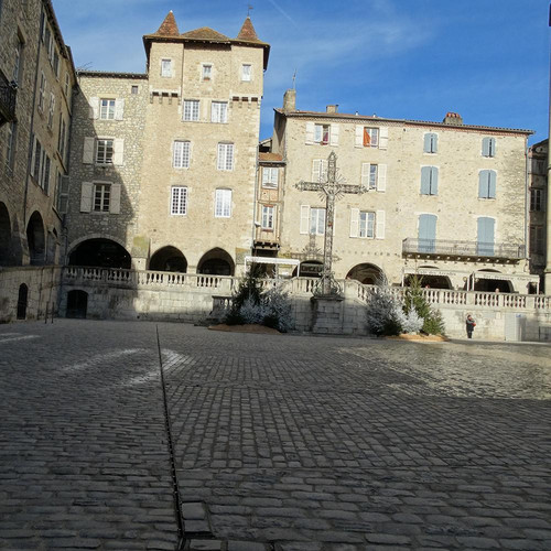 Place Notre Dame De Villefranche De Rouergue 1